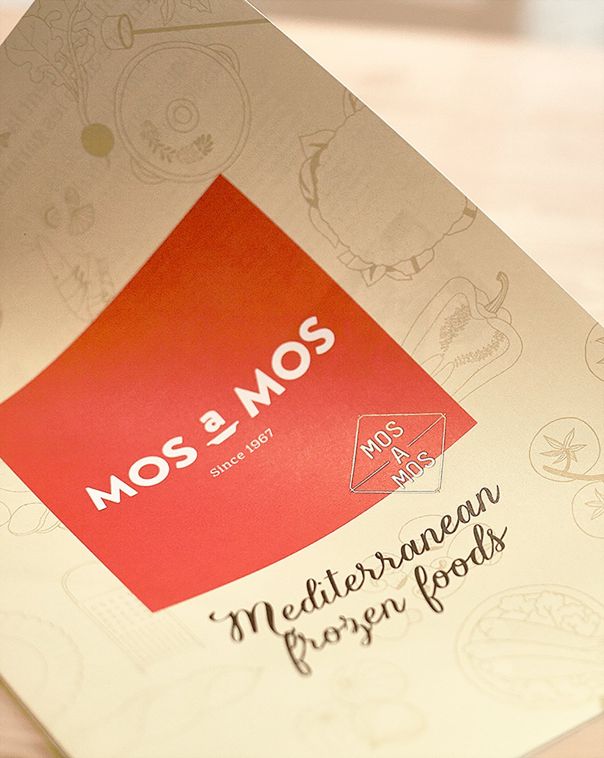 Mos Mos冷凍食品品牌設計形象  封面設計