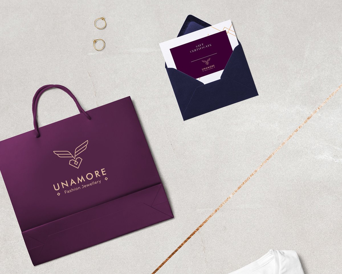 時尚珠寶首飾UNAMORE品牌設計和強化品牌“時尚”定位，時尚珠寶品牌設計，時尚品牌形象設計，品牌形象整合，珠寶品牌營銷，品牌戰略定位，品牌設計公司，品牌策劃公司，深圳品牌策劃，深圳品牌設計，左右格局